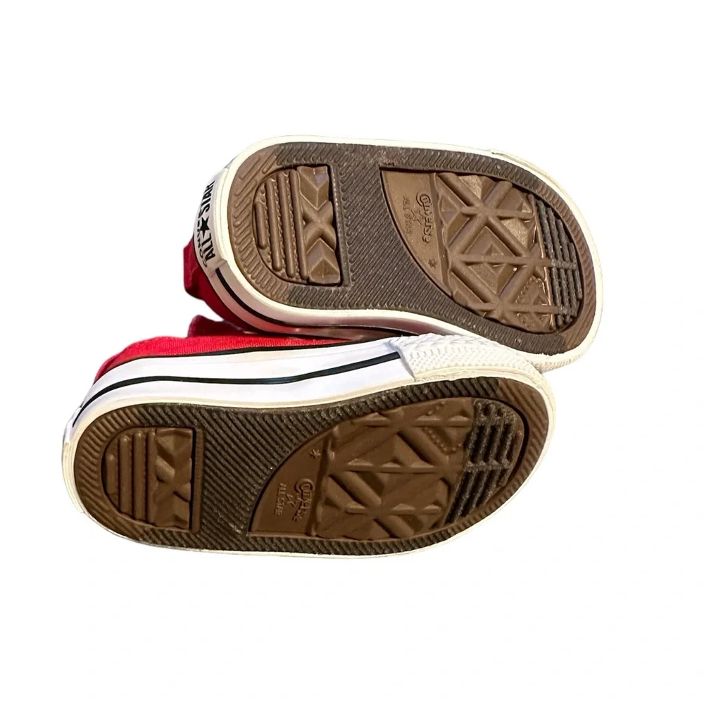 Converse - Picture 8 of 8